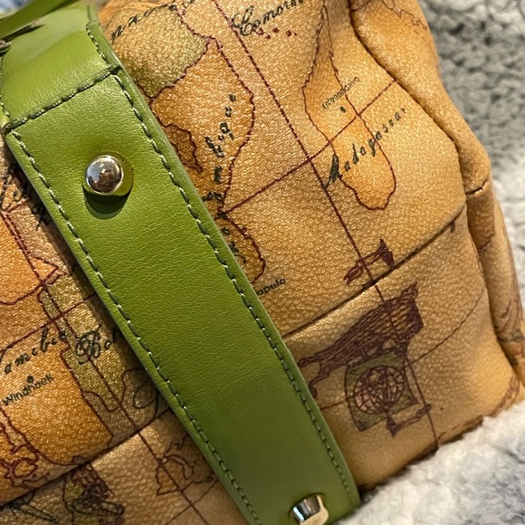 Brand new authentic ALVIERO MARTINI two way hand bag crossbody bag - Picture 2 of 14